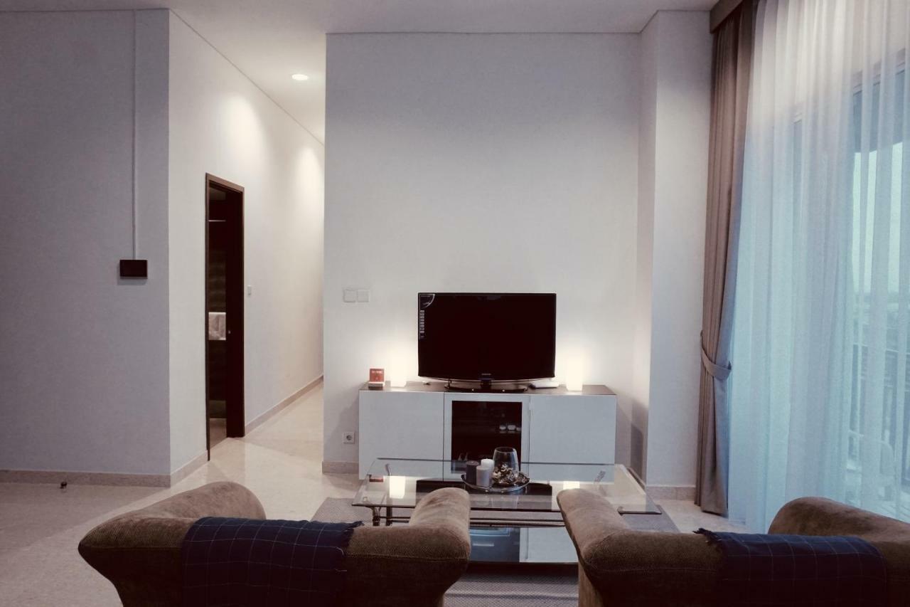 Lucky Tower Residence 2Br Top Floor Condo Τζακάρτα Εξωτερικό φωτογραφία